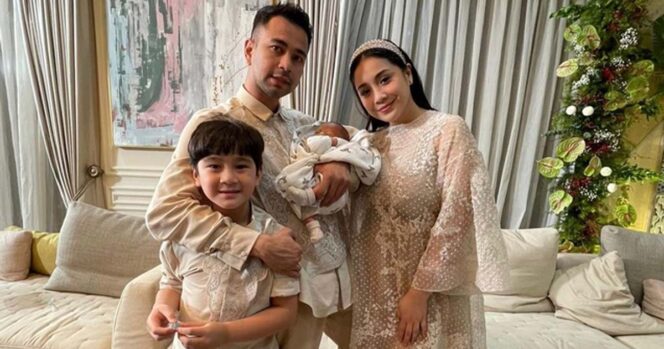 
					Canda Raffi Ahmad saat Anak Keduanya dapat Rp 1 M dari Ibunda Nagita Slavina